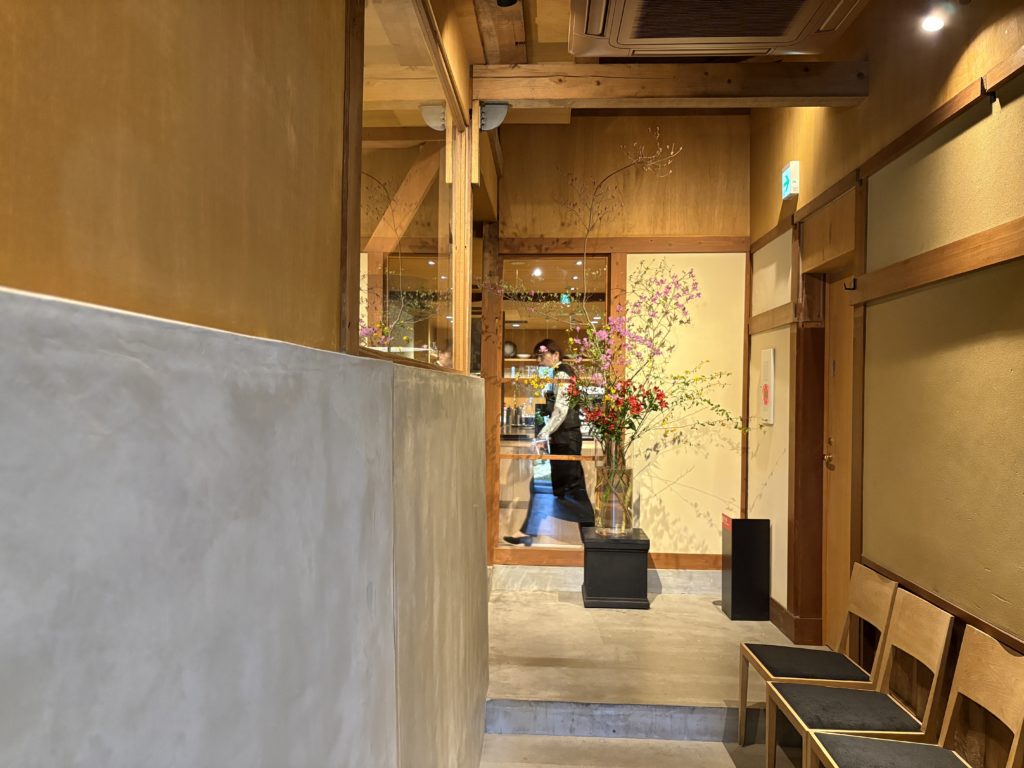 福岡レストランの玄関