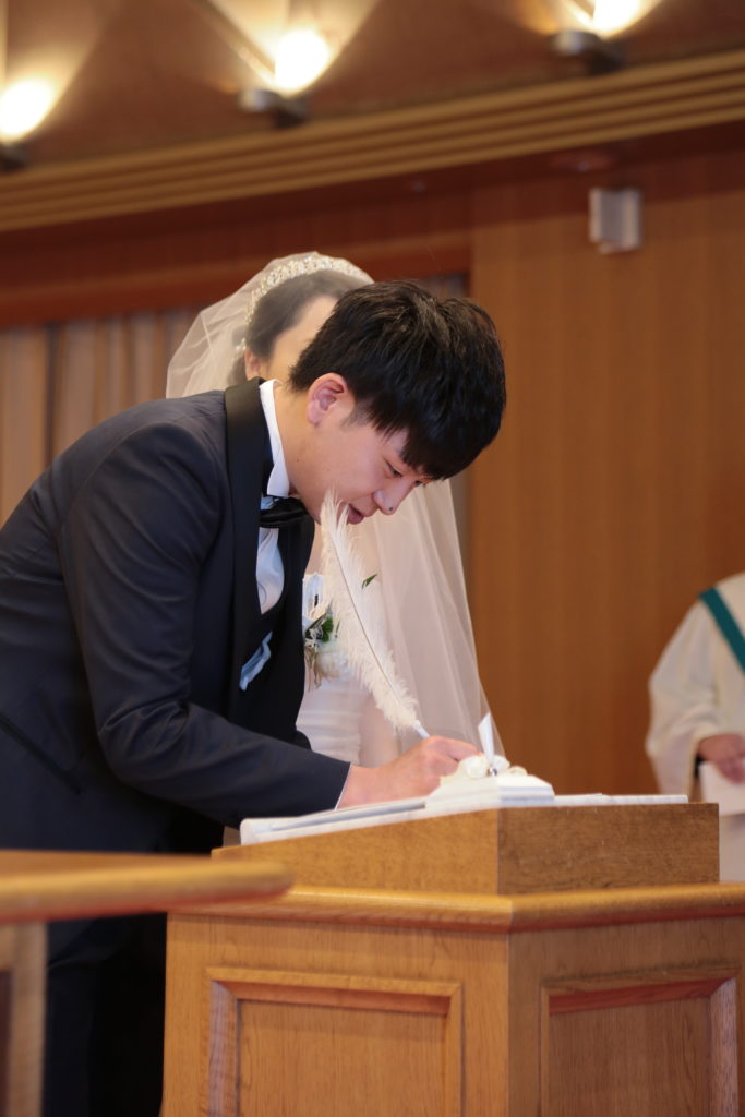結婚証明書サイン