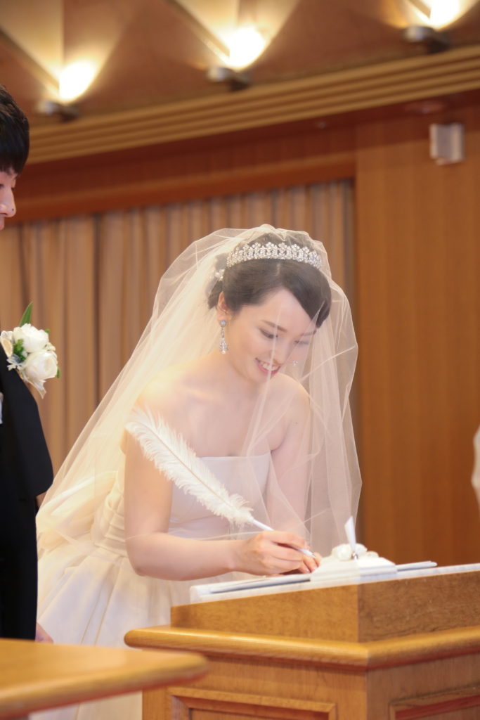 結婚証明書サイン